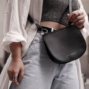 NWT Melie Bianco Aly Vegan Leather Saddle Crossbody Bag Purse, Black
